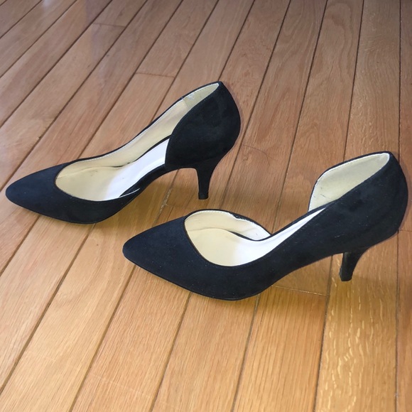 Shoes - Picture 3 of 3